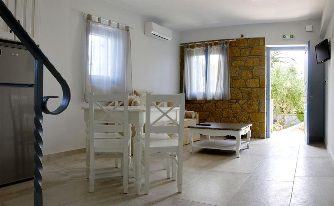 Golden Villas Stoúpa Buitenkant foto