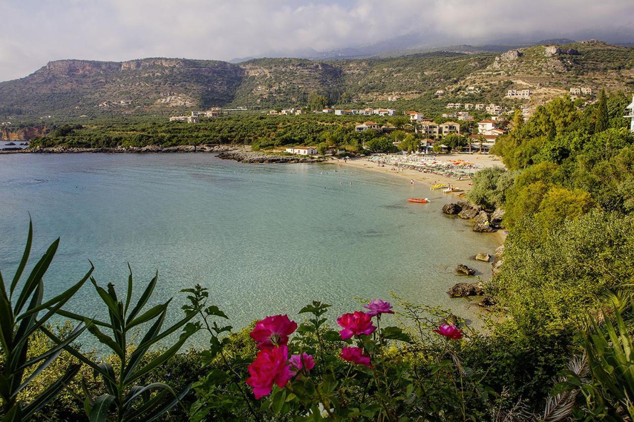 Golden Villas Stoúpa Buitenkant foto